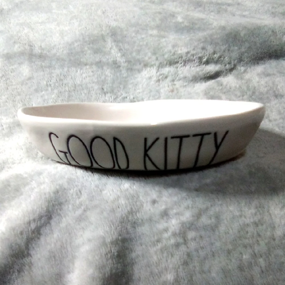 🐈 Rae Dunn Cat Bowl Artisan Collection Saying Good Kitty Pet Dish Pets Animals